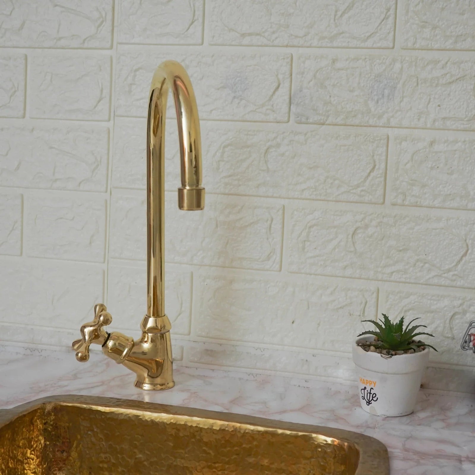 Brass Faucet Single Hole - Only Cold Or Hot Water - BRASSDORIA