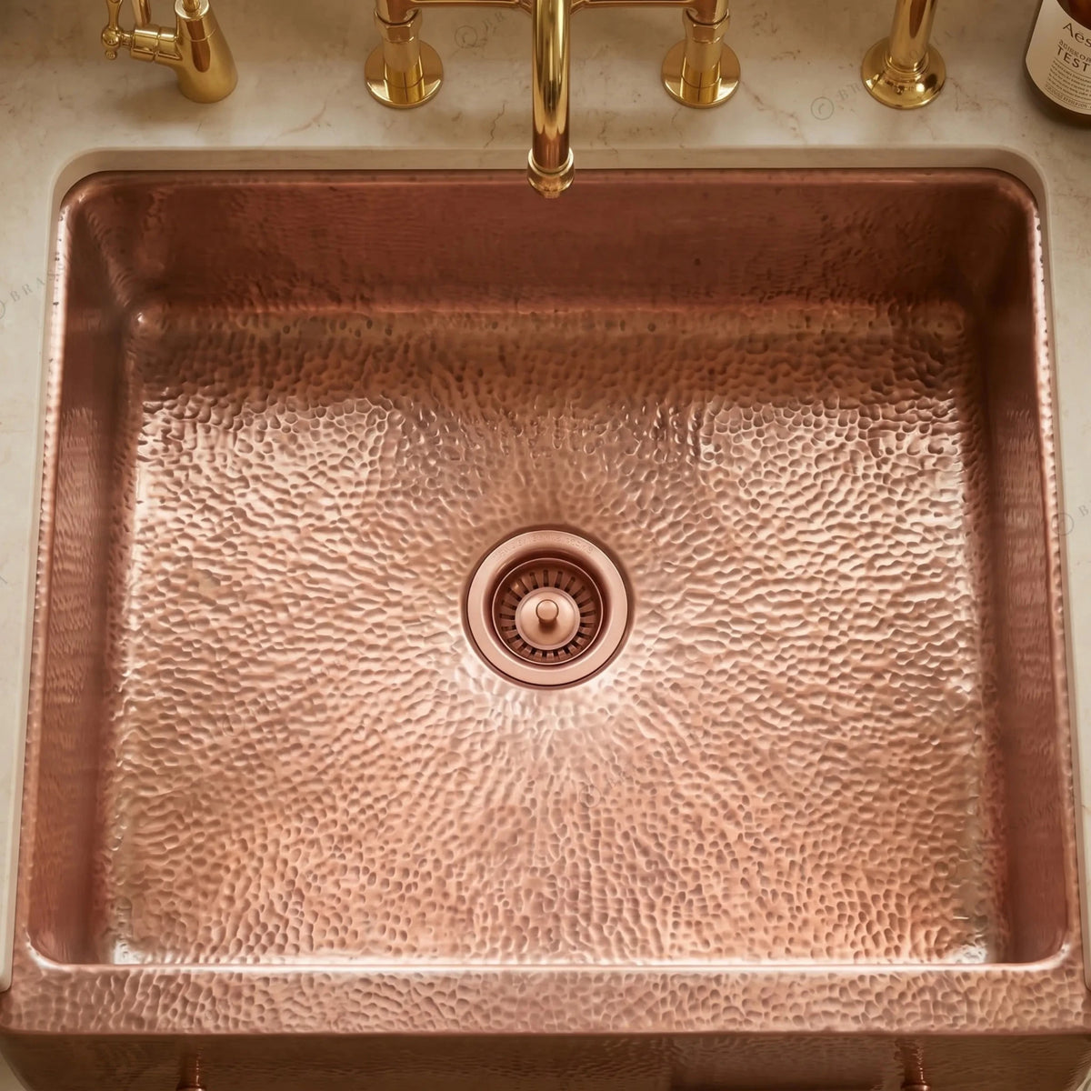 Copper Sink Hammered Front Apron With Towel Bar – Bryn - BRASSDORIA