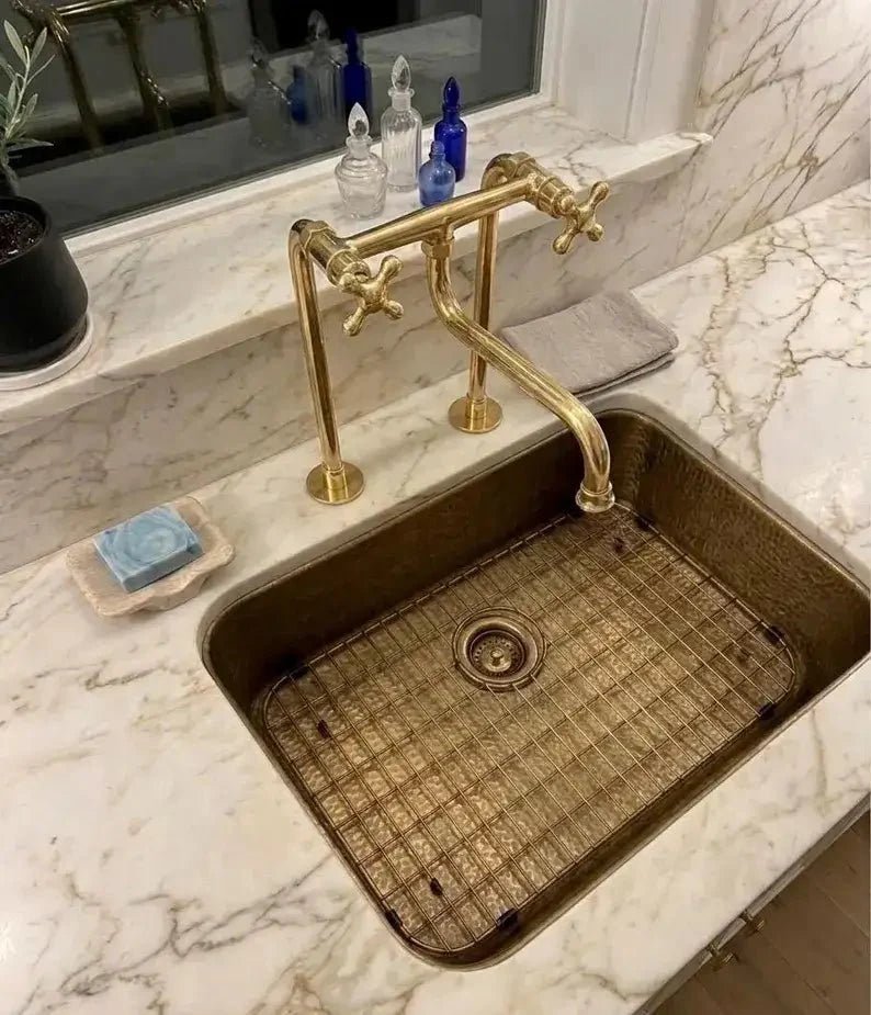 Elephant Trunk Spout Brass Kitchen Faucet - BRASSDORIA