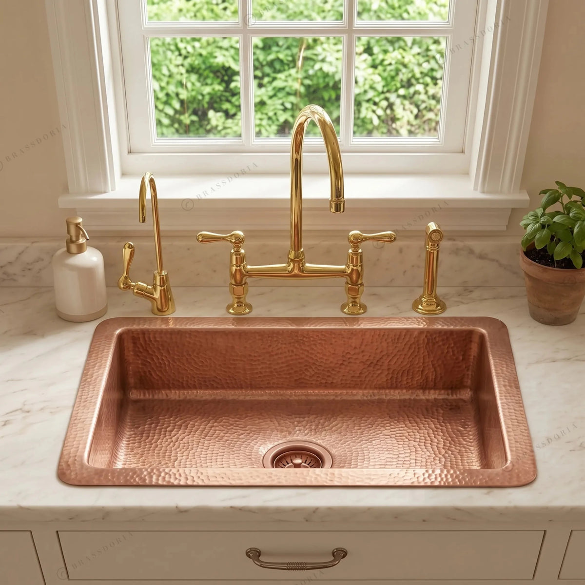 Hammered Copper Undermount Kitchen Sink - BRASSDORIA