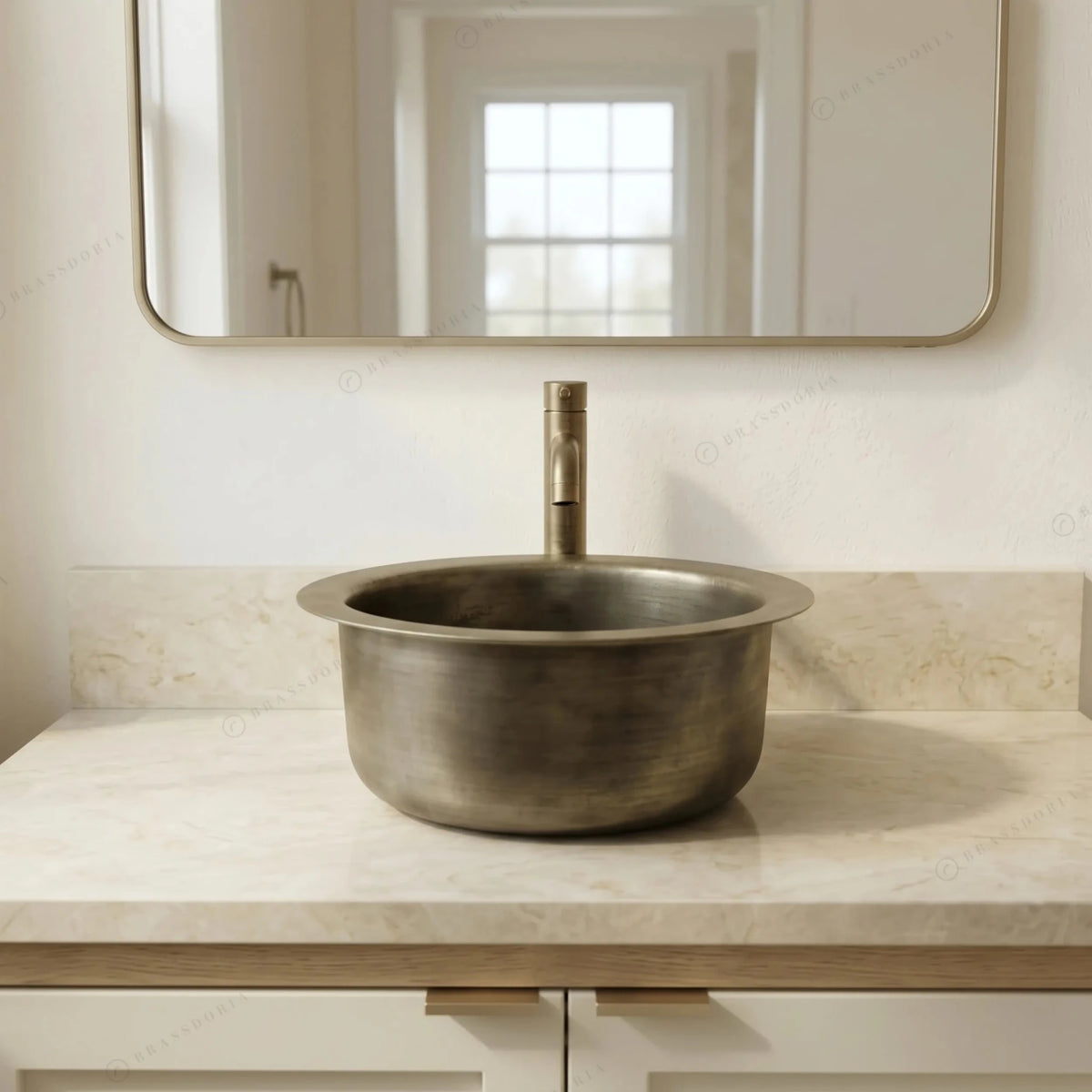 Hand-Hammered Round Brass Sink with Bronze Finish – Wet Bar & Compact Kitchen Basin - BRASSDORIA