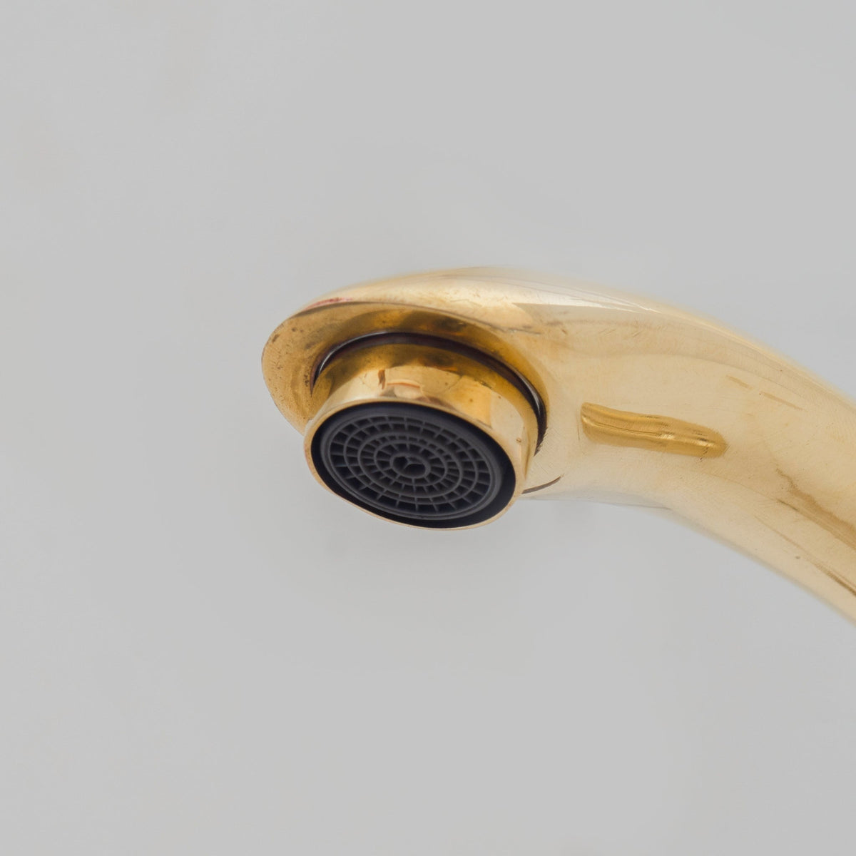 Single Hole Brass Bathroom Faucet - Brass Single Hole Bathroom Faucet - BRASSDORIA