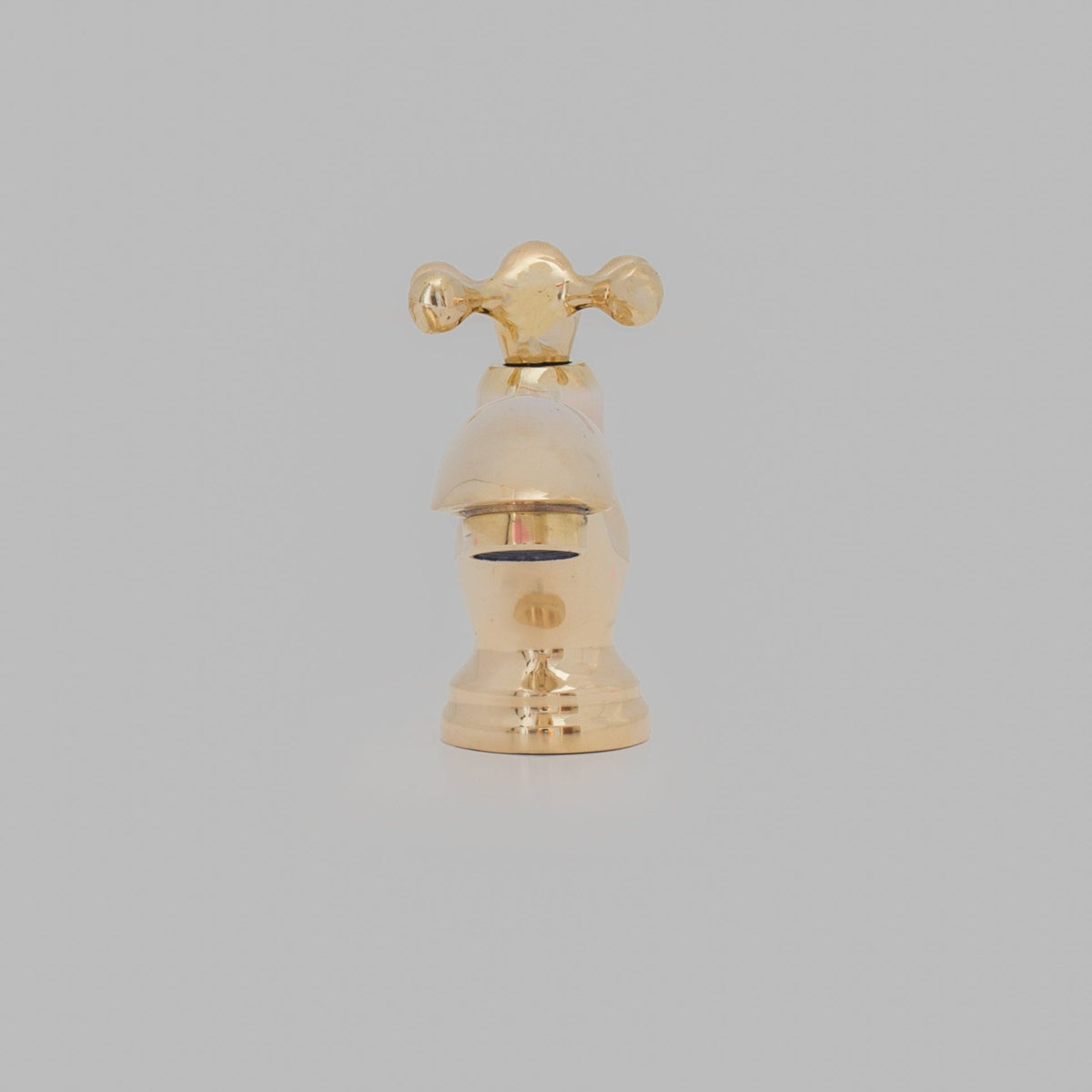 Single Hole Brass Bathroom Faucet - Brass Single Hole Bathroom Faucet - BRASSDORIA