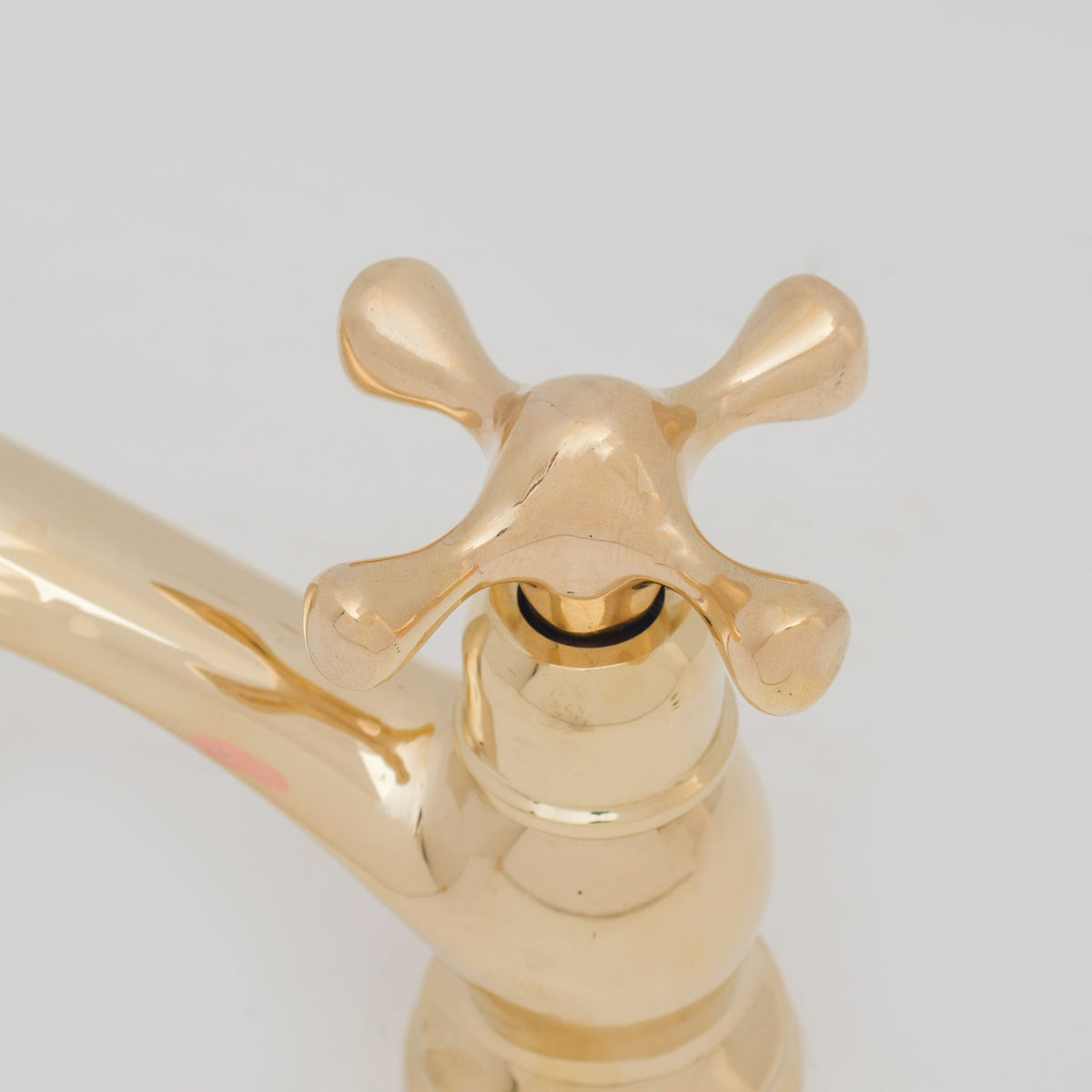 Single Hole Brass Bathroom Faucet - Brass Single Hole Bathroom Faucet - BRASSDORIA