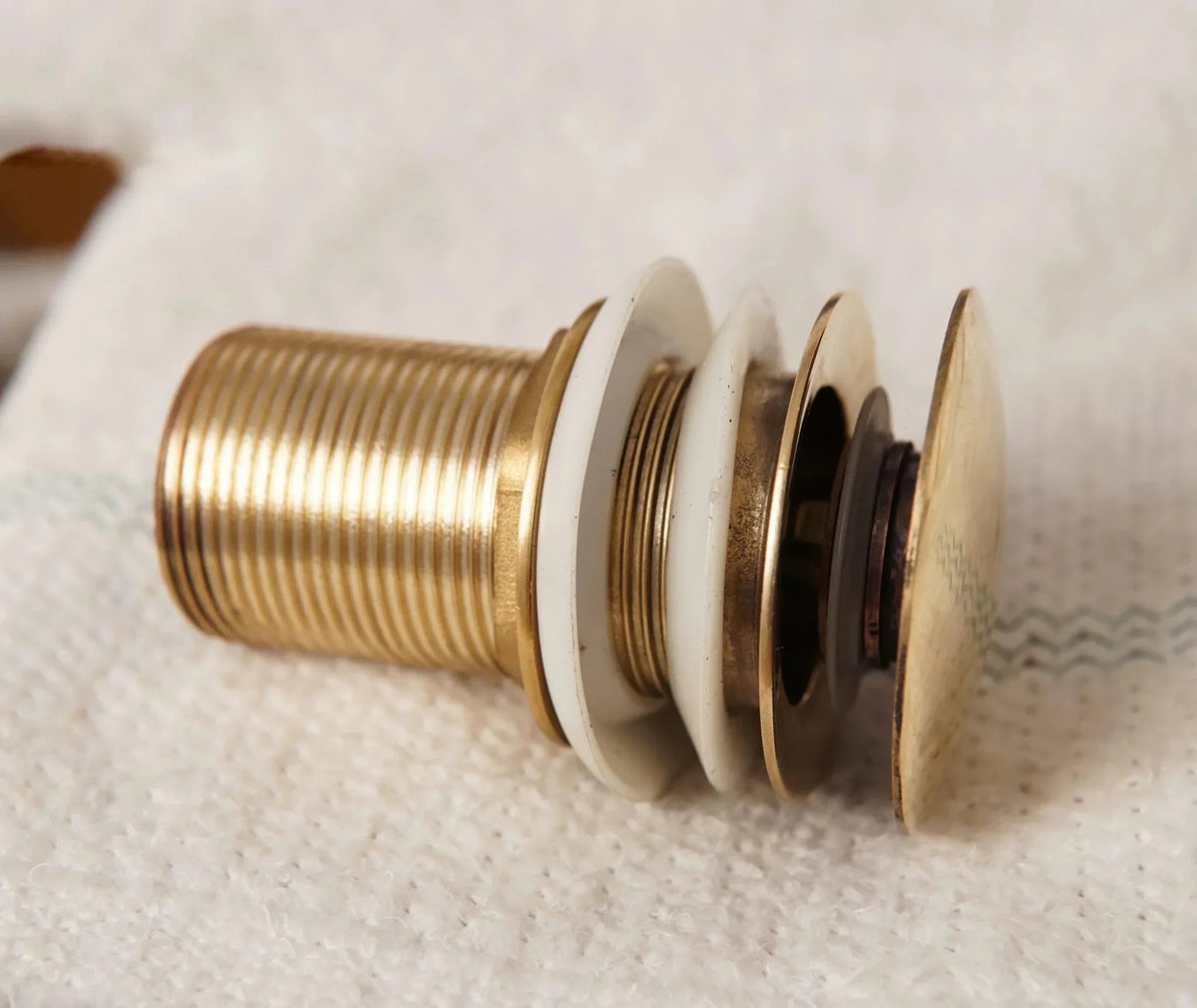 Solid Brass Drain, Push Up Button - BRASSDORIA
