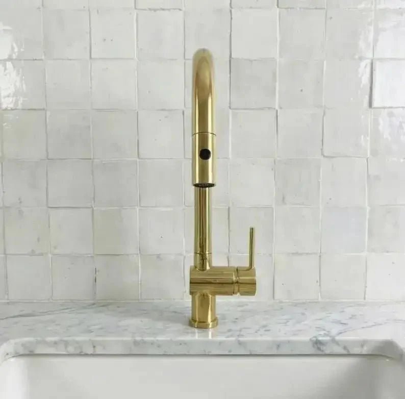 Solid Brass Pull Down Kitchen Faucet, Single Hole Kitchen Faucet - BRASSDORIA