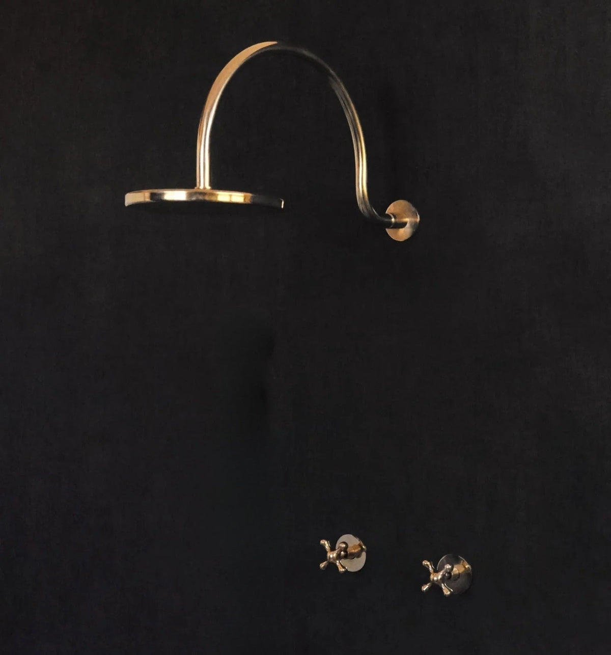 Solid Unalcquered Brass Concealed Shower – Rainfall Curved Head Shower - BRASSDORIA