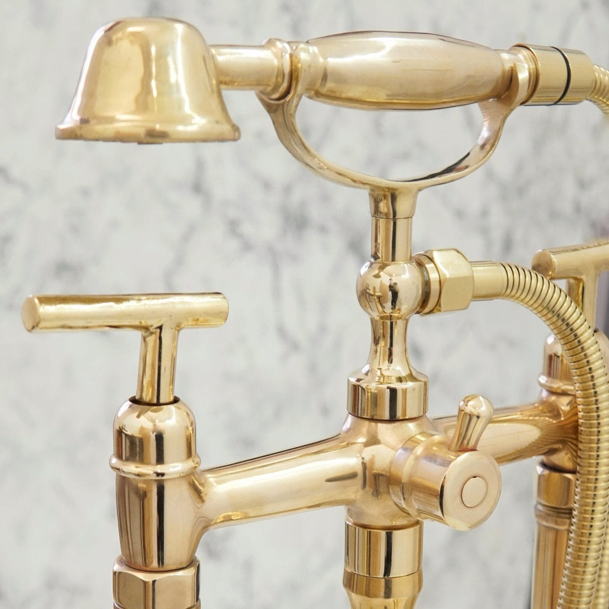 The Classic English Style Telephone Tub Filler, Brass Freestanding Filler - BRASSDORIA