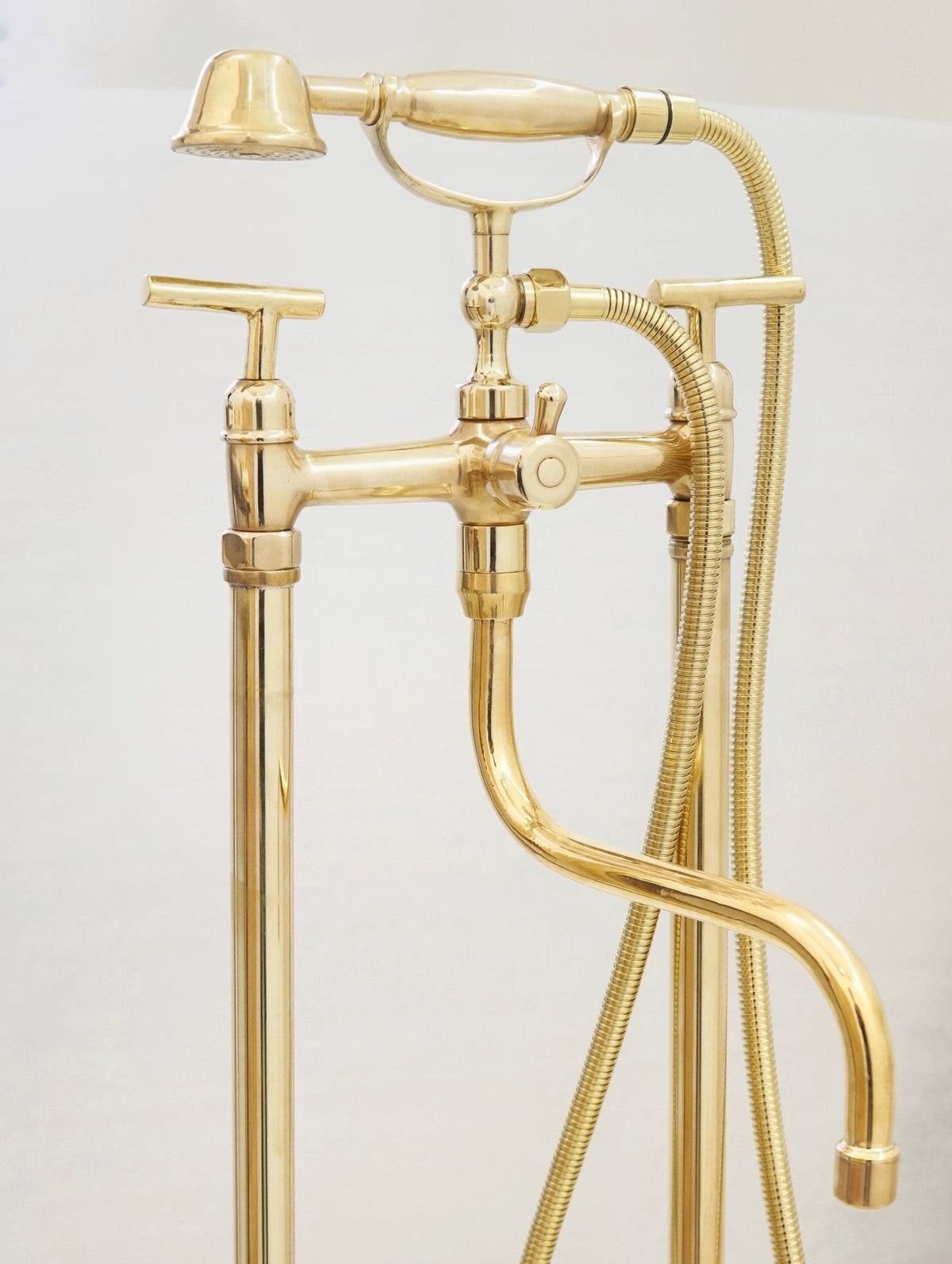 The Classic English Style Telephone Tub Filler, Brass Freestanding Filler - BRASSDORIA