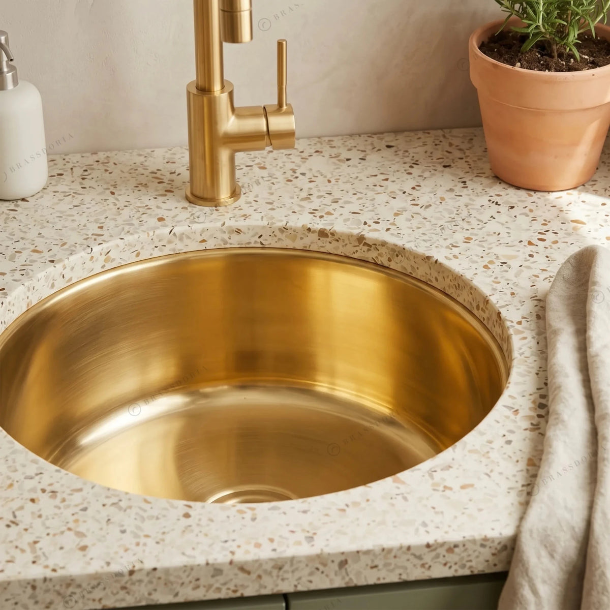 Unlacquered Brass Bar Sink – Undermount Prep Basin with Strainer - BRASSDORIA