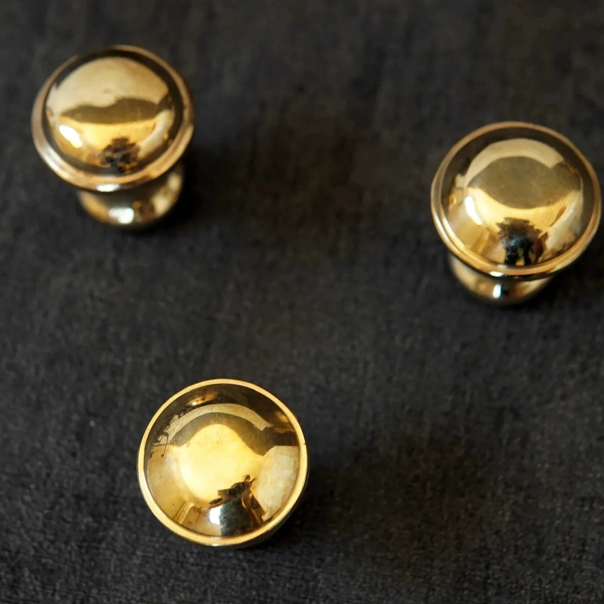 Unlacquered Brass Cabinet Knobs, Antique Brass Round Knob, Vintage Knobs - BRASSDORIA