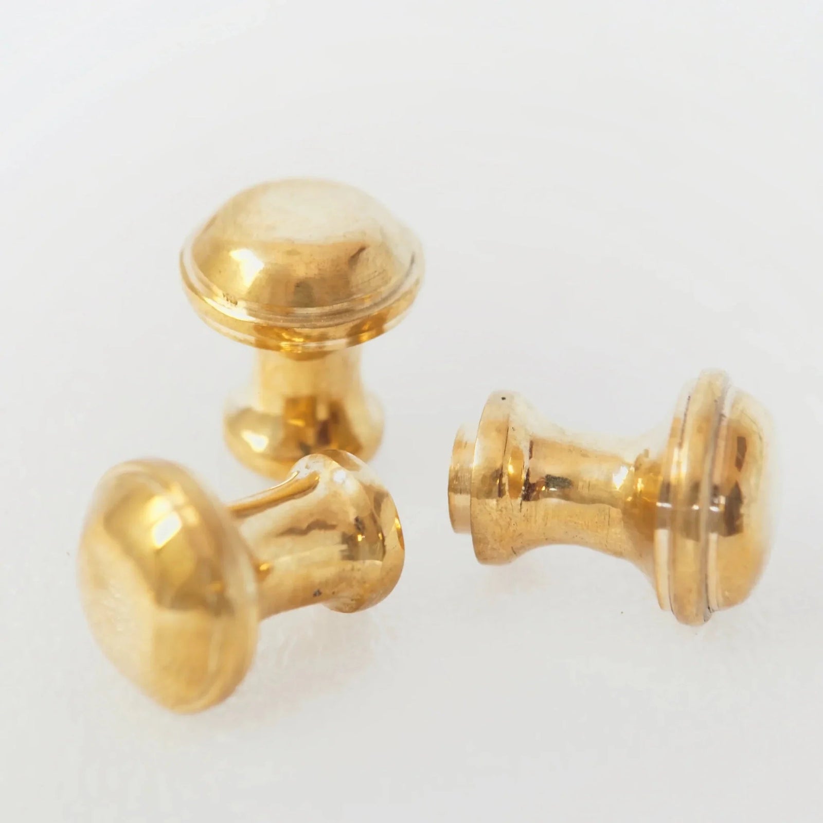 Unlacquered Brass Cabinet Knobs, Antique Brass Round Knob, Vintage Knobs - BRASSDORIA