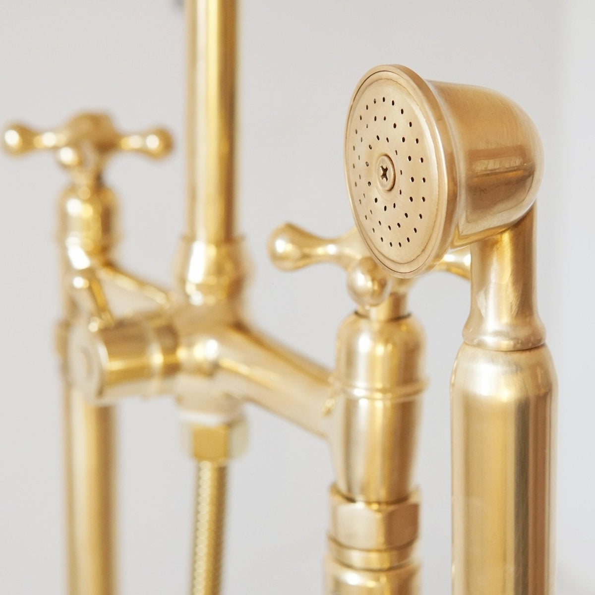 Unlacquered Brass Floor Mounted Bath Tub Filler - BRASSDORIA