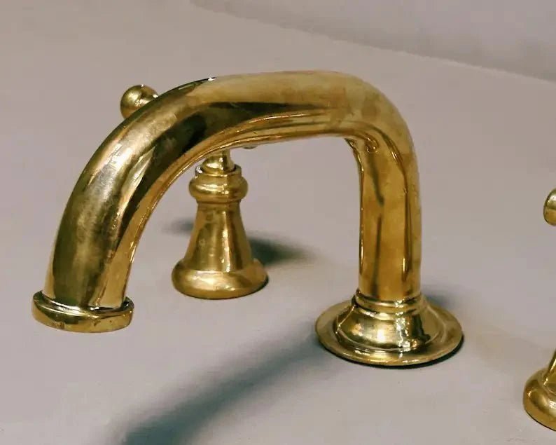 Widespread 3 Holes Solid Unlacquered Brass Faucet, Antique Brass Bathroom Tap - BRASSDORIA